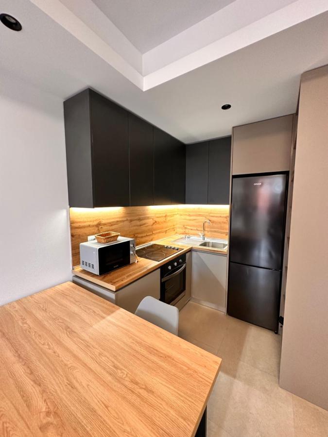 Noon Apartments Тирана Екстериор снимка